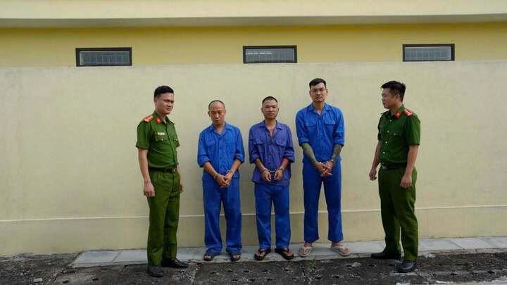 Khởi tố ‘Vua Quạt’, Khánh ‘Sky’ và Hồ Văn Khoa